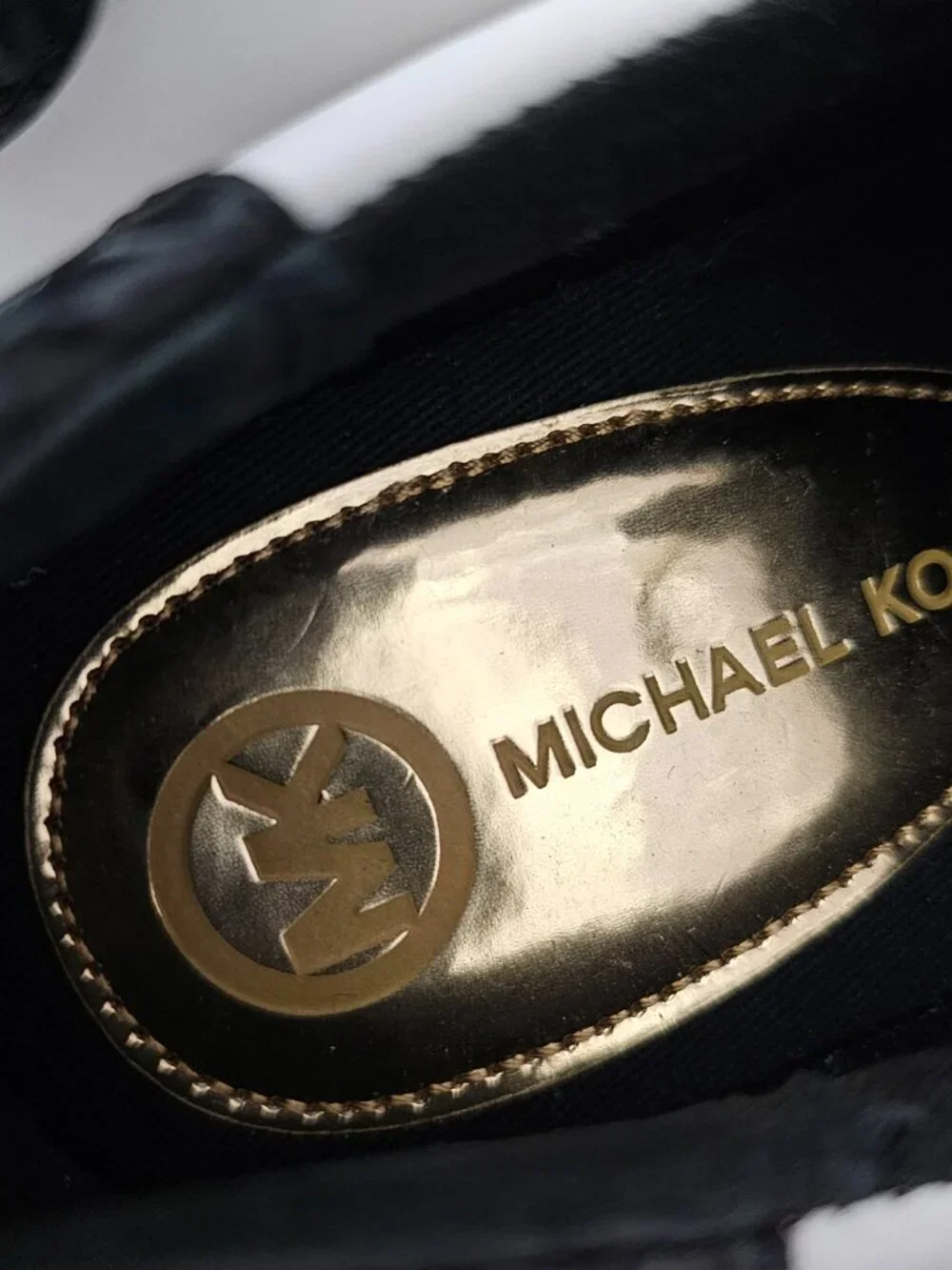 Michael Kors Irving Leather Embossed Snakeskin Sneakers COA White Black Size 7.5
